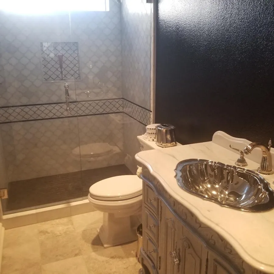 Professional plumbing work and bathroom remodeling in Canutillo